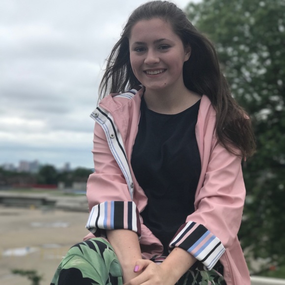 Meet your Posher, Jamison - Picture 1 of 1